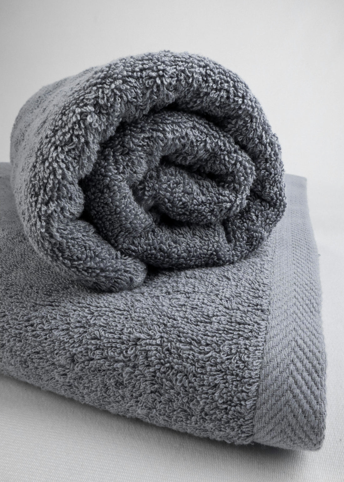 Microfiber Travel Towels: A Practical Guide for Camping, Gym, Yoga, and Beach Trips