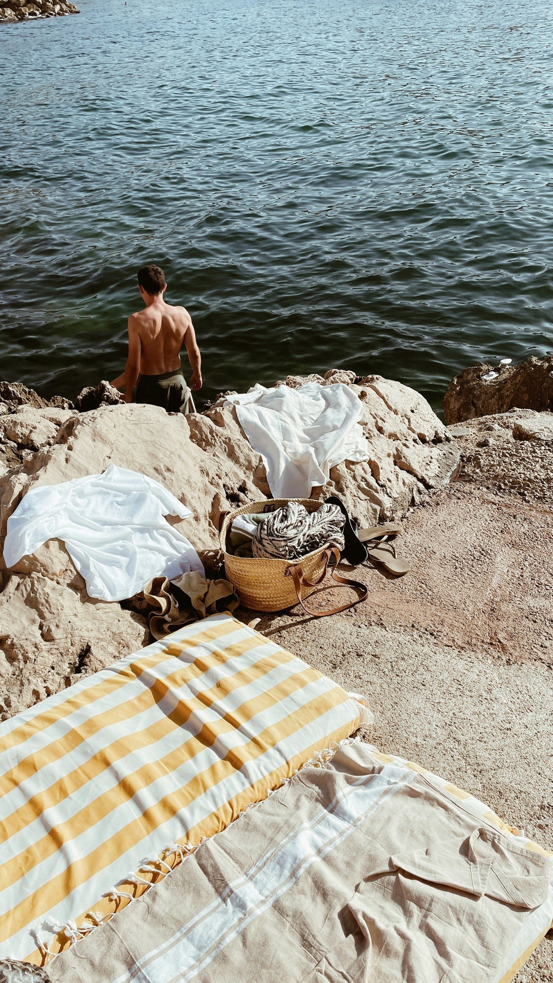 Pre-Washed Turkish Towels: What Buyers Should Expect Before First Use