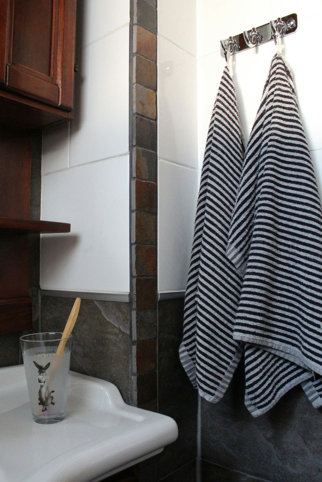 Recycled-Material Travel Towels: What to Consider for Beach, Pool, Camping, and Yoga