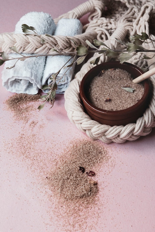Body Scrub Guide: How to Choose Exfoliating Products