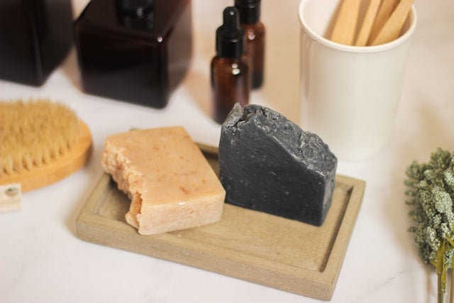Bar Soap vs Liquid Soap: Choosing the Right Option