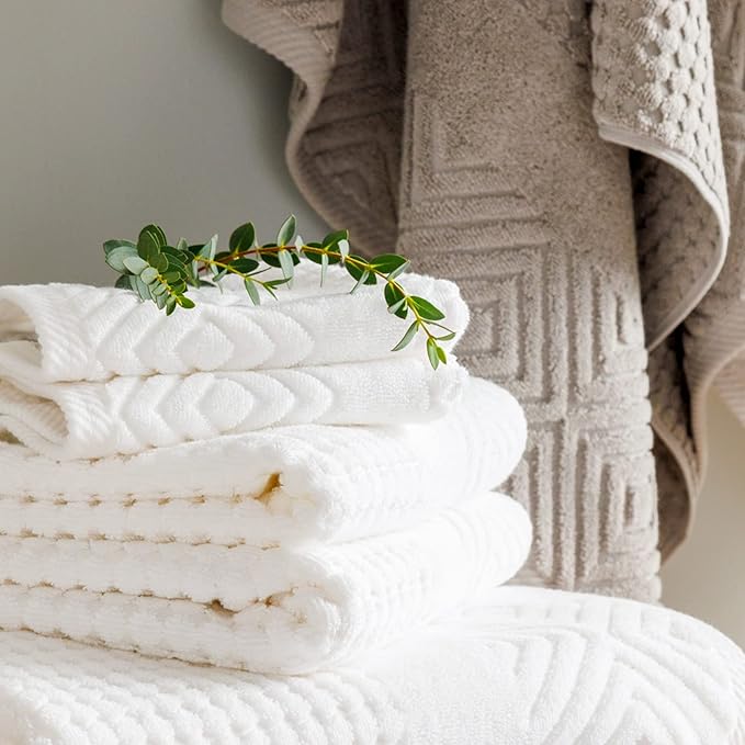 Texere 100% Organic Cotton Diamond Jacquard 700 GSM Luxury Bath Towel Sets - Ultra Soft and Absorbent Hotel and Spa Quality (Diamond, Oxford Tan, 2 Bath Towels)