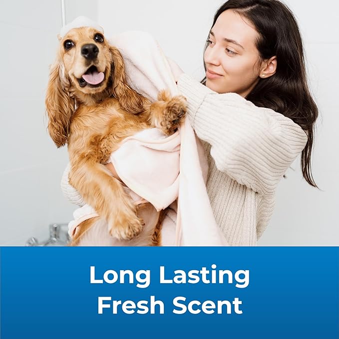 PetAg Fresh ’n Clean Scented Shampoo, Classic Fresh Scent - 32 oz - Moisturizes with Vitamin E & Aloe Vera - Strengthens & Repairs Coats - Soap Free