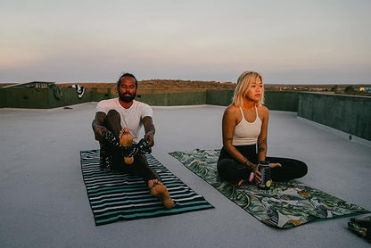 Nomadix Original Towel - Perfect for Beach, Pool, Travel, Camping, Yoga - Made with Recycled Materials - Super Absorbent - Sand Resistant - Banana Leaf Green - 72.5x30