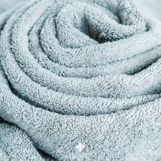 Hencely Premium Bath Towel Set of 4-28x58 Inches - High Absorbency, Quick Drying - 100% Soft Turkish Cotton Towels - Ideal for Home, Bathroom, Hotel, Spa, and Gym - Water Green