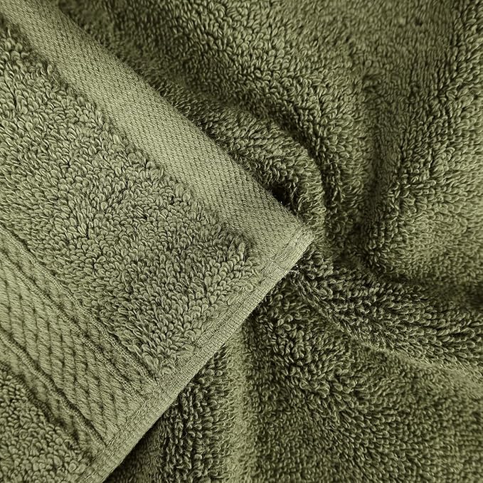 Superior Egyptian Cotton Pile Bath Towel Set of 4, Ultra Soft Luxury Towels, Thick Plush Essentials, Absorbent Heavyweight, Guest Bath, Hotel, Spa, Home Bathroom, Shower Basics, Forest Green