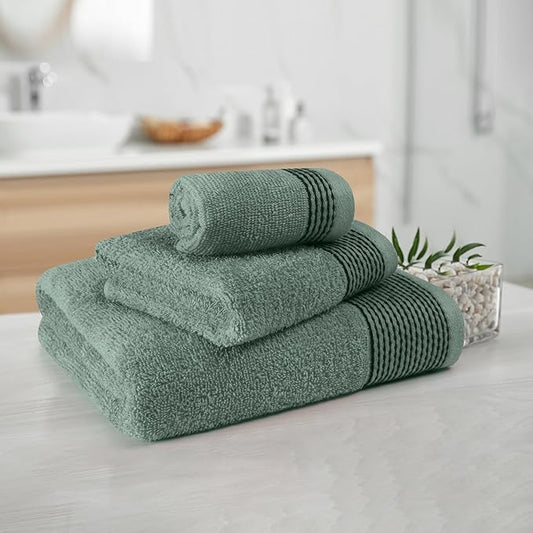 Belizzi Home Ultra Soft 3 Pack Cotton Towel Set, Contains a Bath Towel 28x55 inch, a Hand Towel 16x24 inch & a Wash Coth 12x12 inch, Ideal Everyday use, Compact & Lightweight -Jade