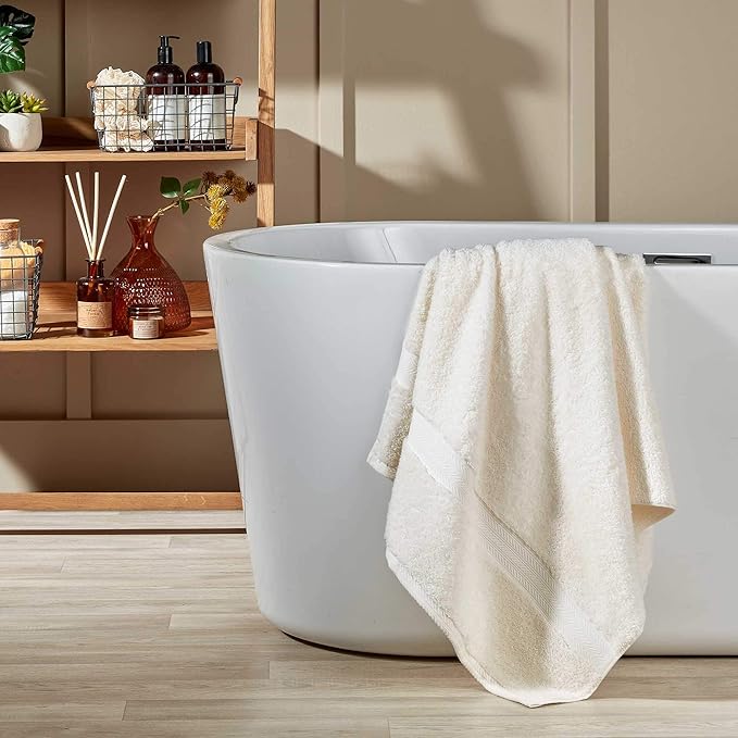 Christy Renaissance 4 Piece Cream Towel Set | 100% Egyptian Cotton | Luxury Bathroom Towels | Soft and Super Absorbent | 675 GSM | 2 Bath 2 Hand | Parchment