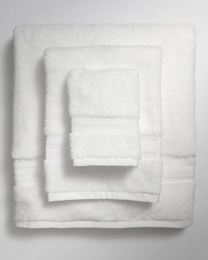 Fabdreams 100% Organic Cotton Bath Towel Set of 6 700 GSM Hotel Premium Plush Absorbent Soft Durable Skin-Friendly Spa Quality Bathroom Comfort with 2 Bath 2 Hand Towels and 2 Wash Cloths White