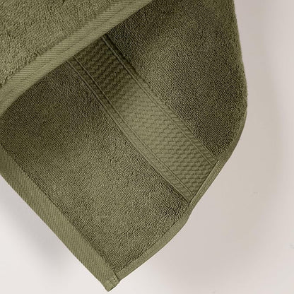 Superior Egyptian Cotton Pile Bath Towel Set of 2, Ultra Soft Luxury Towels, Thick Plush Essentials, Absorbent Heavyweight, Guest Bath, Hotel, Spa, Home Bathroom, Shower Basics, Forest Green
