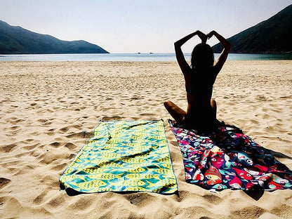 4Monster Microfiber Beach Towel Quick Dry,Super Absorbent Lightweight Travel Towel for Swimmers, Sand Free Camping Towel, Beach Towels for Pool,Swim,Water Sports,Yoga