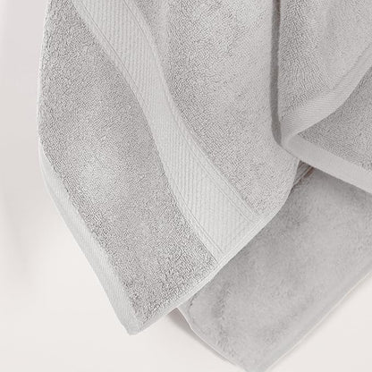 Superior Egyptian Cotton Pile Bath Towel Set of 2, Ultra Soft Luxury Towels, Thick Plush Essentials, Absorbent Heavyweight, Guest Bath, Hotel, Spa, Home Bathroom, Shower Basics, Silver